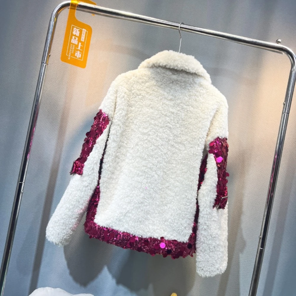 Рисунок 5 - Высококачественное пальто из овечьей