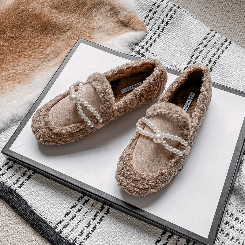 

Big Size 35-43 Women Faux Wool Flats Winter Warm Shoes Plush Lining Pearls Chain Lady Loafers Female Boat Shoe Top Quality 889-3