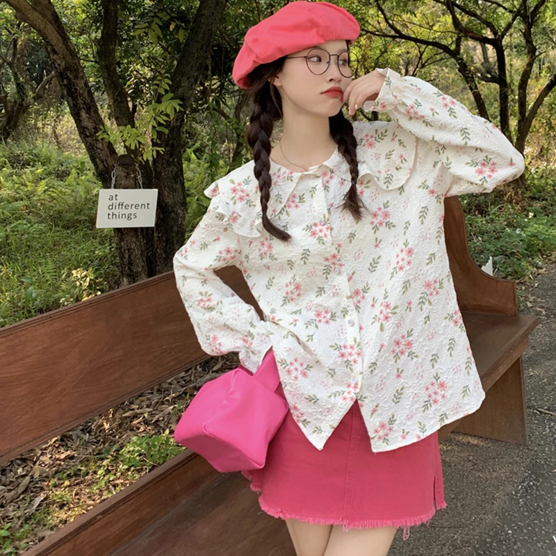 

Женская свободная рубашка с цветочным принтом