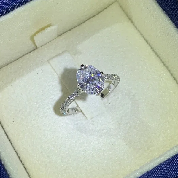 

New Female Four Claw Full Diamond Ring Single row White Stone Jewelry