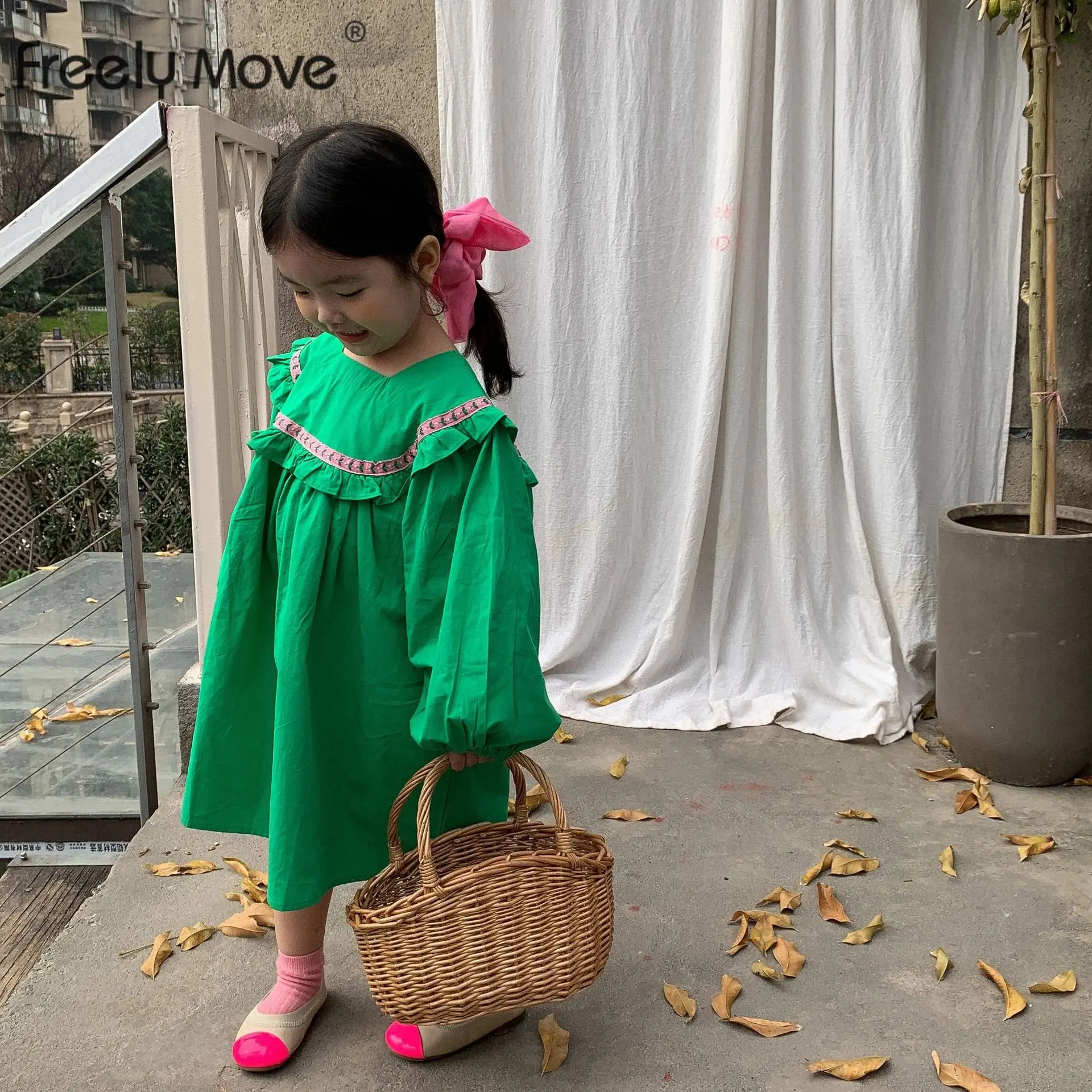 

Children Girls Summer Casual Dress Solid Ruffles Cute Clothes For 2-6T Girls Princess Wedding Party Gift Costume