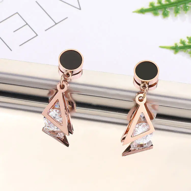 2021 New European and American Triangle Geometric Diamond Titanium Steel Female Earrings Trendy Simple luxury 18K gold |