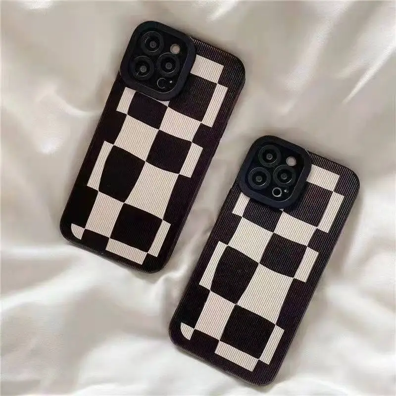 

Black and white Checkerboard Phone Case For Apple iPhone 11 12 13Pro Max Mini XS XR X 7 8 P Shockproof Lattice Back Cover Funda