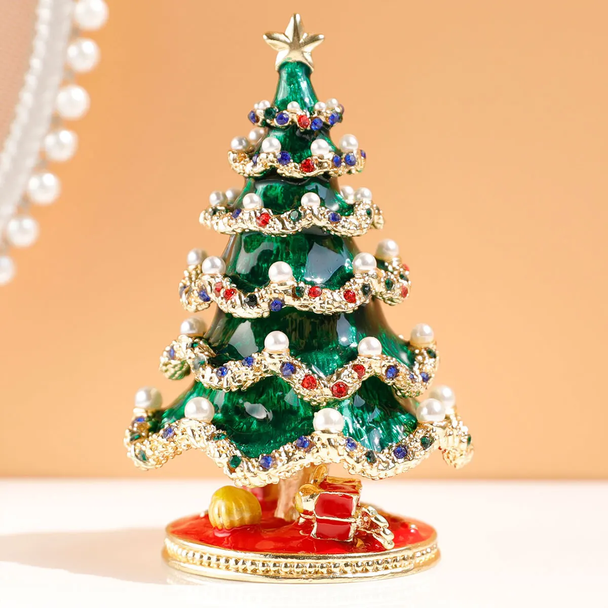 

Хрустальная шкатулка для украшений в форме елки