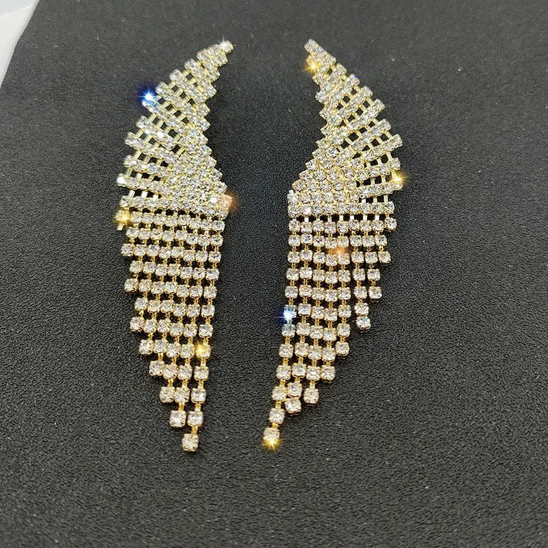 

Exaggerated Personalized Tassel Wings Full Of Diamond Long Earrings For Women Korean Fashion Earring Birthday Party Jewelry Gift