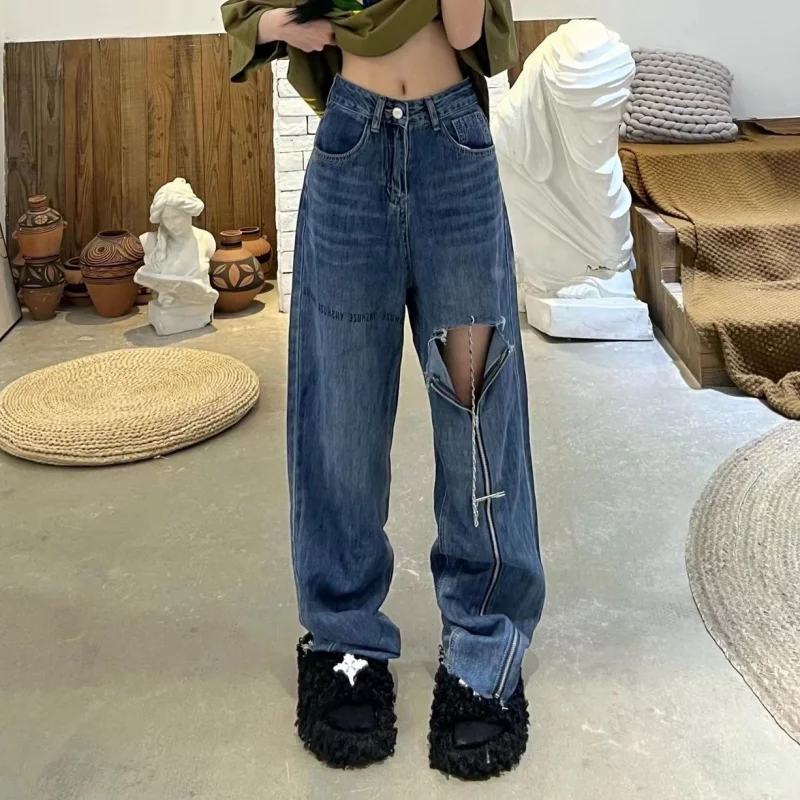 

Джинсы женские рваные на молнии, пикантные узкие тонкие универсальные рваные джинсы с цепочкой и свободной талией, с широкими штанинами