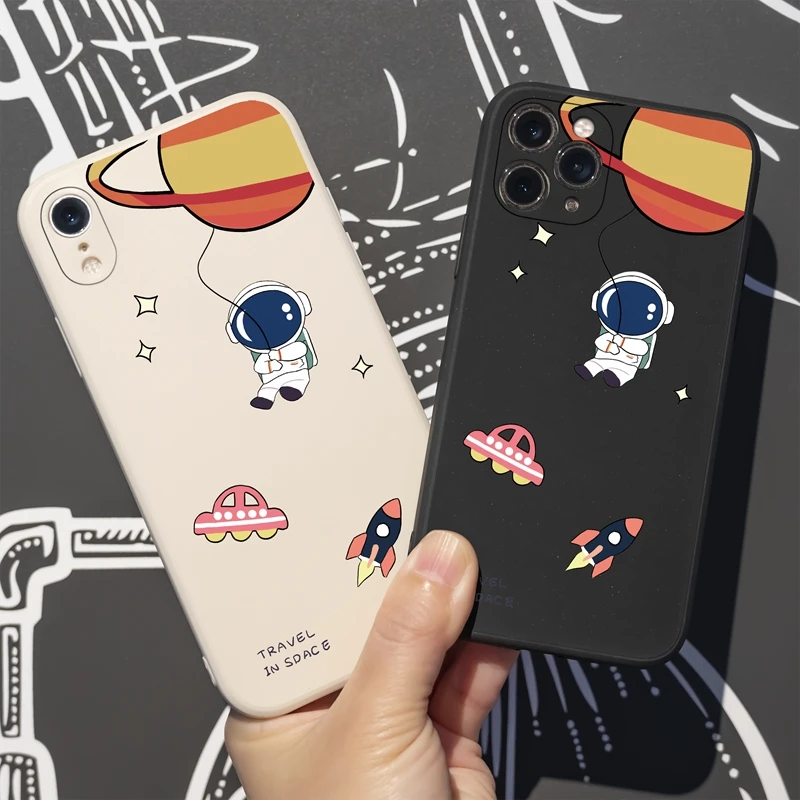 

Cartoon Rocket Astronaut Cute Phone Case for iPhone 11 13 Pro 12 Pro Max 12 Mini X XR XS Max 7 8 Plus Case Soft Silicone Cover