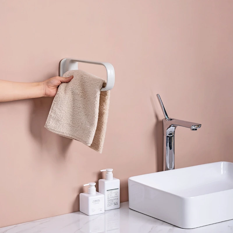 

Bathroom Punch-free Wall Mounted Towel Rack Self-adhesive Plastic Bath Towel Hanger Kitchen Waterproof Scouring Pad Hanging Rod