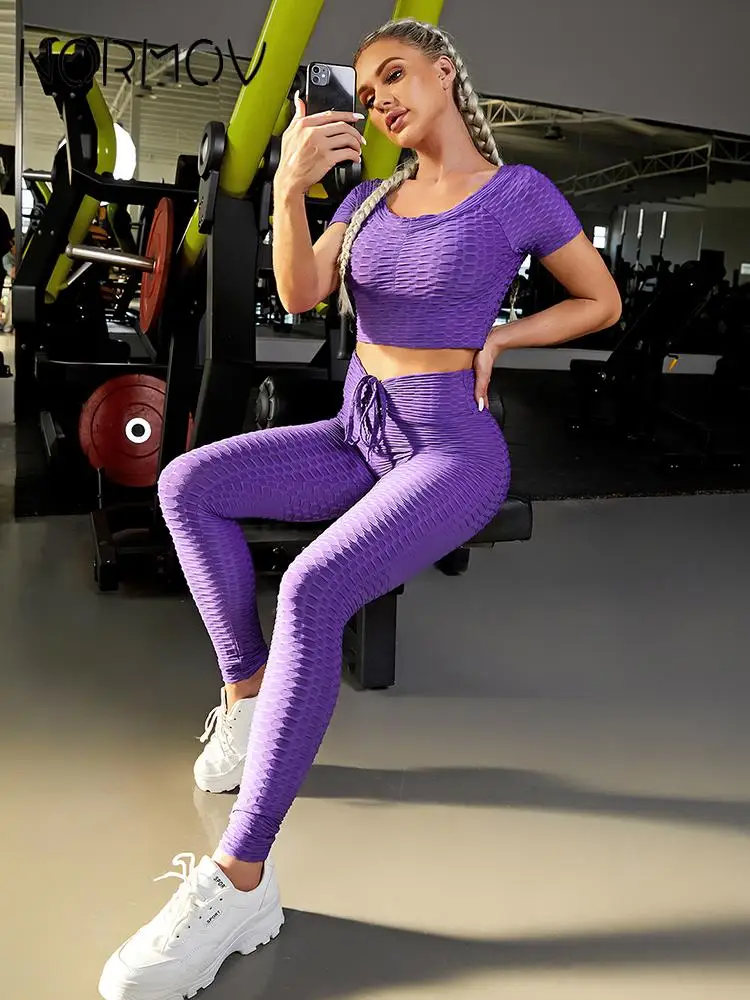 

NORMOV Solid Sports Suits Jacquard Yoga Set 2022 Short Sleeve Tops Drawstring Leggings Fitness Suits High Waist Skinny