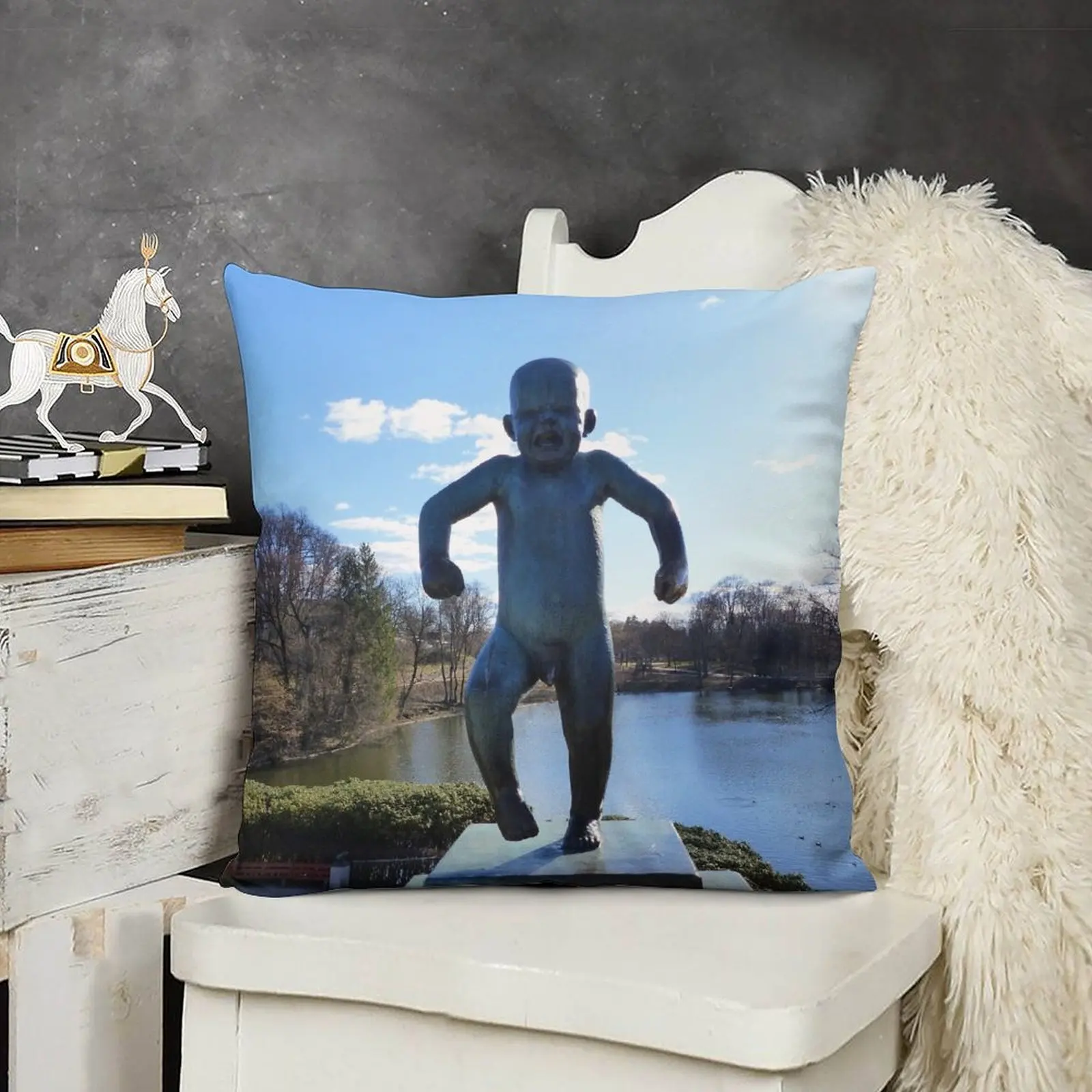 Декоративная подушка Vigeland Sculpture Park Oslo (Norway)