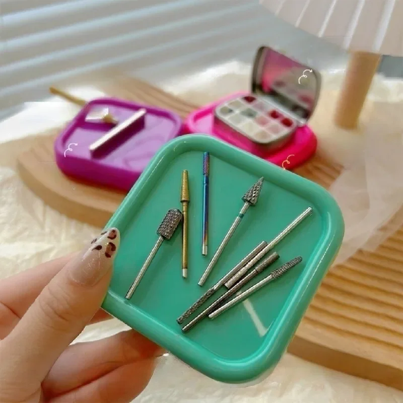 Ящик для хранения головки лака маникюра магнитная банка настольные инструменты