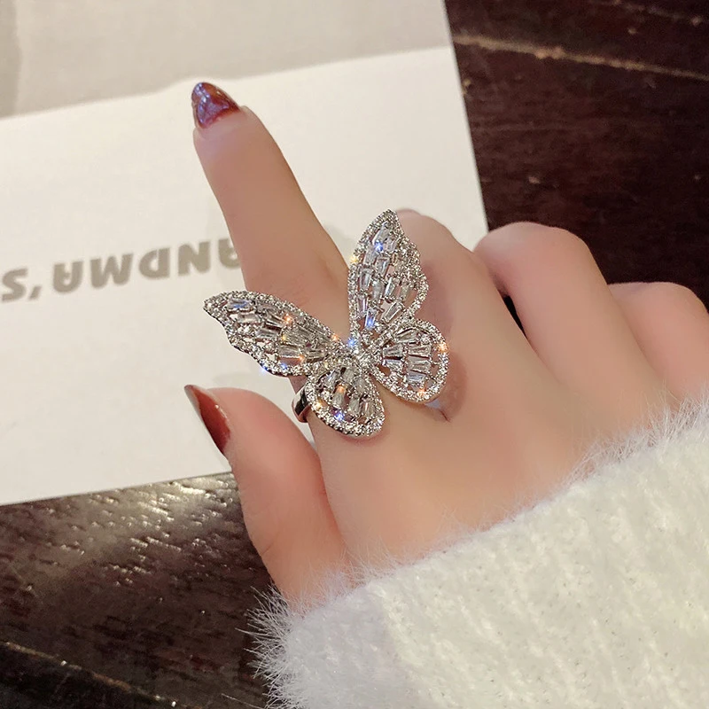 

Milan Girls Fashion Jewelry Open High-grade Copper Inlaid Zircon Butterfly Ring Ladies Luxury Sparkling Cocktail Party Ring