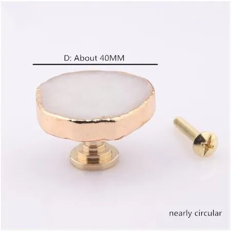 

Ручки для шкафов из латуни с камнем