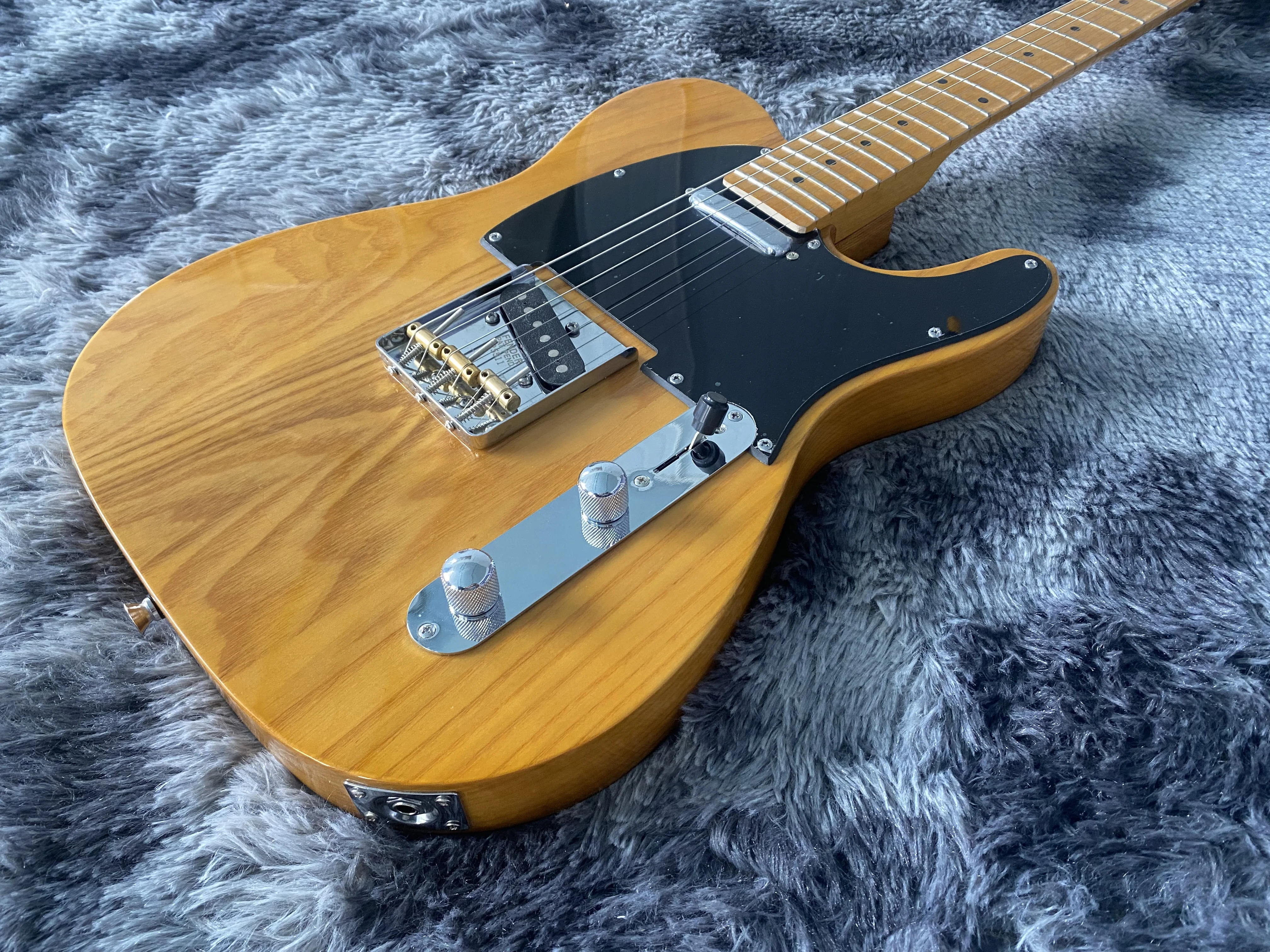 

China electric guitar TL glassy yellow color Factory direct sales can be customized Free shipping