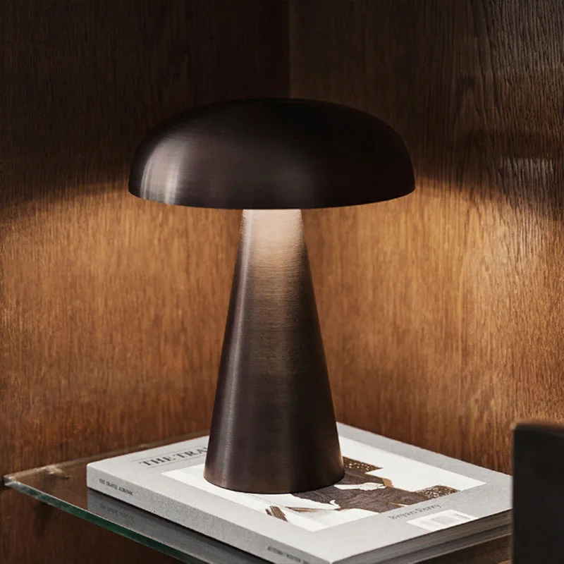

Mushroom Table Lamp Nordic Round Metal Lights Touch Sensor Living room Coofer Restaurants Hotel Bedroom Bar Shelf Small USB Lamp