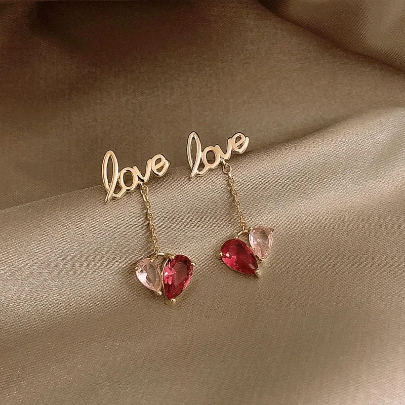 

Fashion Red Earring Acrylic Heart Drop Earrings Gold Color Floral Cluster Earrings Present for Women