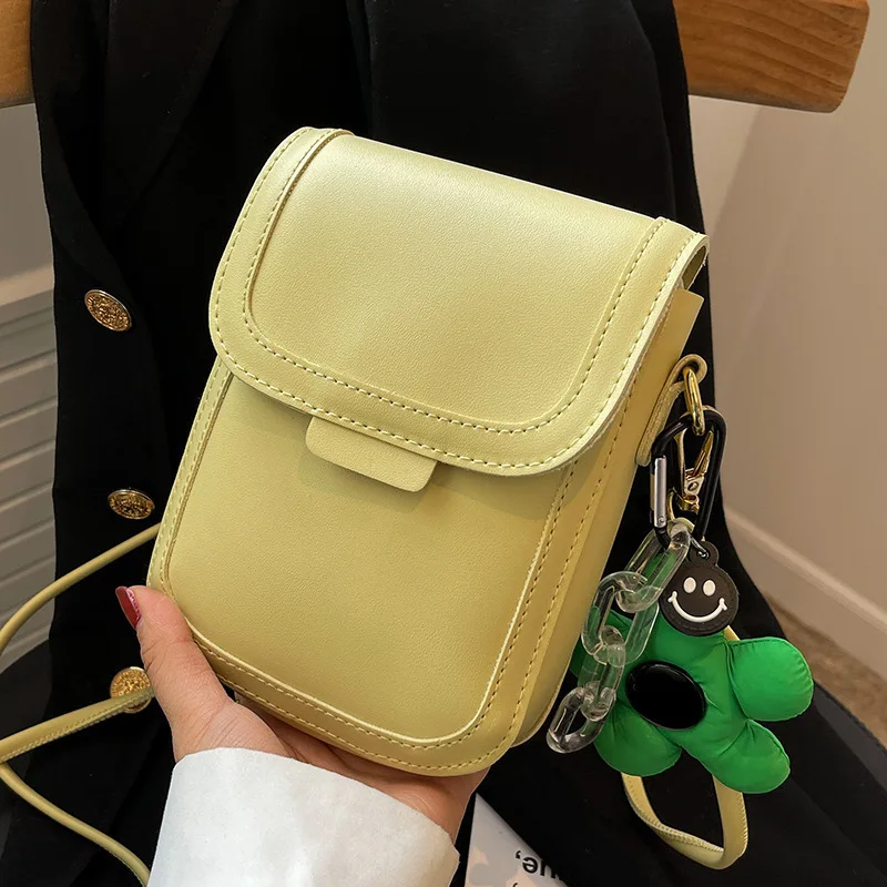 Популярная маленькая женская сумка 2024 новый стиль модная простая на плечо