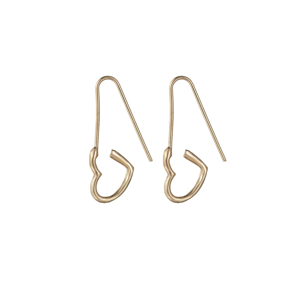 Модная безопасная булавка в форме сердца унисекс стиле панк с крючком для ушей