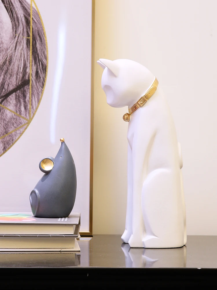 

Vintage Resin Cat Lovers Sculpture Home Decor Crafts Room Decoration Study Office Wine Cabinet Ornament Cute Lucky Cat Statue