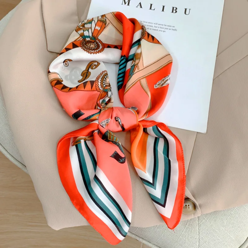 

Autumn And Winter New Style Shawl Luxury Brand Sunscreen Square Kerchief Women's Fashion 90X90CM Scarf 2022 Silk Scarf Wholesale
