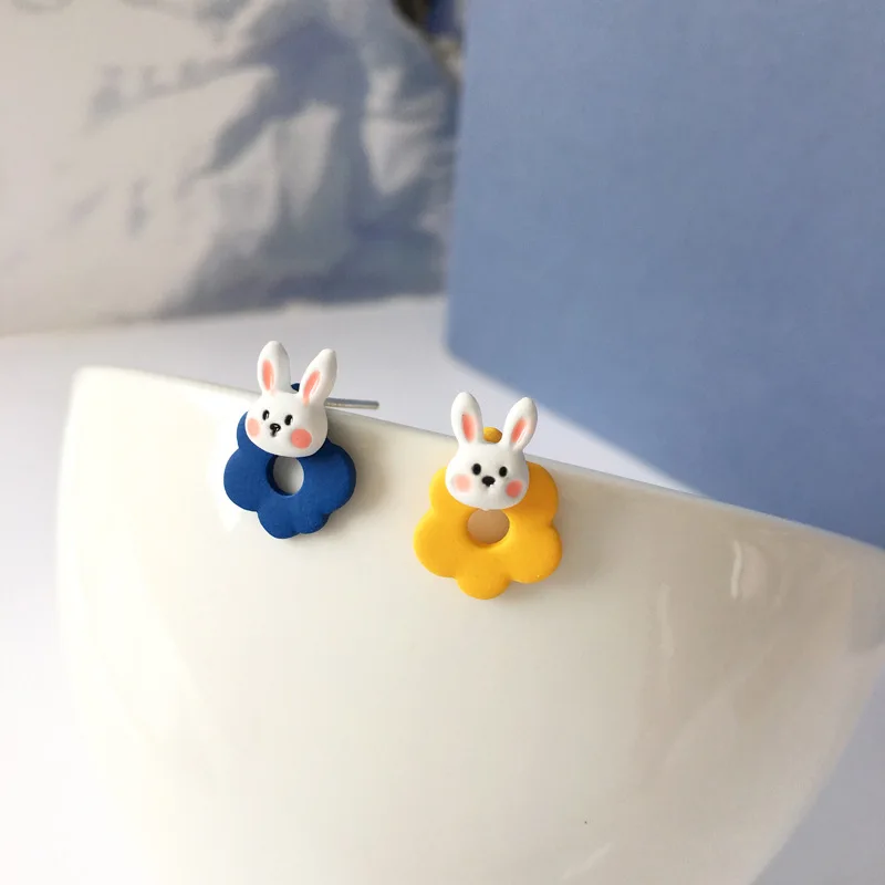 

S925 needle Sweet Jewelry Little Rabbit Earrings Cute Design Asymmetrical Flower Stud Earrings For Women Accessories