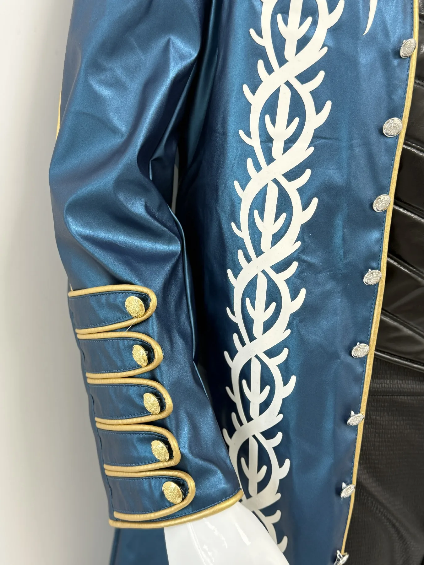 Фото Костюм для косплея DMC 3 Blue Vergil: кожаное пальто, куртка, наряд на Хэллоуин №2