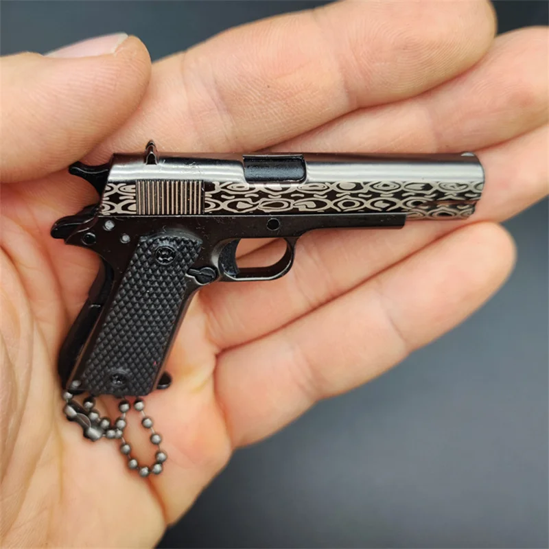 

1:3 Glock G17 Alloy Gun Model Gift New Pistol Keychain Gift Mini Glock Shape Mini Metal PUBG BERETTA 92F M1911
