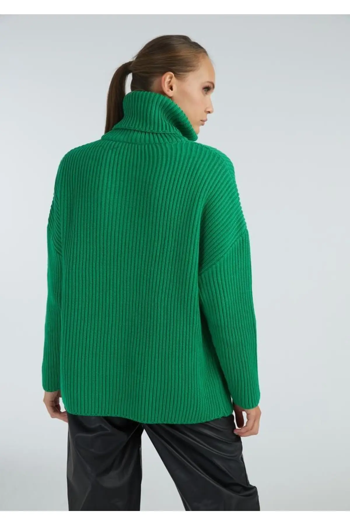 Рисунок 5 - Женское стильное платье-туника