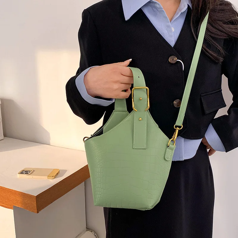 

Simple Big Bag Women's Large Capacity Shoulder Bag 2023 New Fashion Bucket Bag Soft Casual Women's Bag Trendy Big Bag