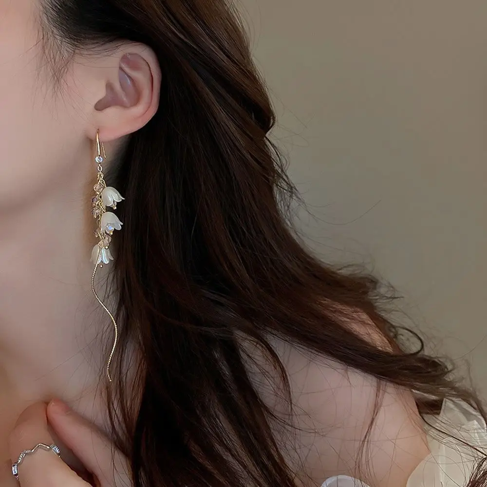 

White Bell Orchid Dangle Earrings Fashion Flower Super Fairy Temperament Mori Pearl Crystal Ear Nails/Clips Accessories