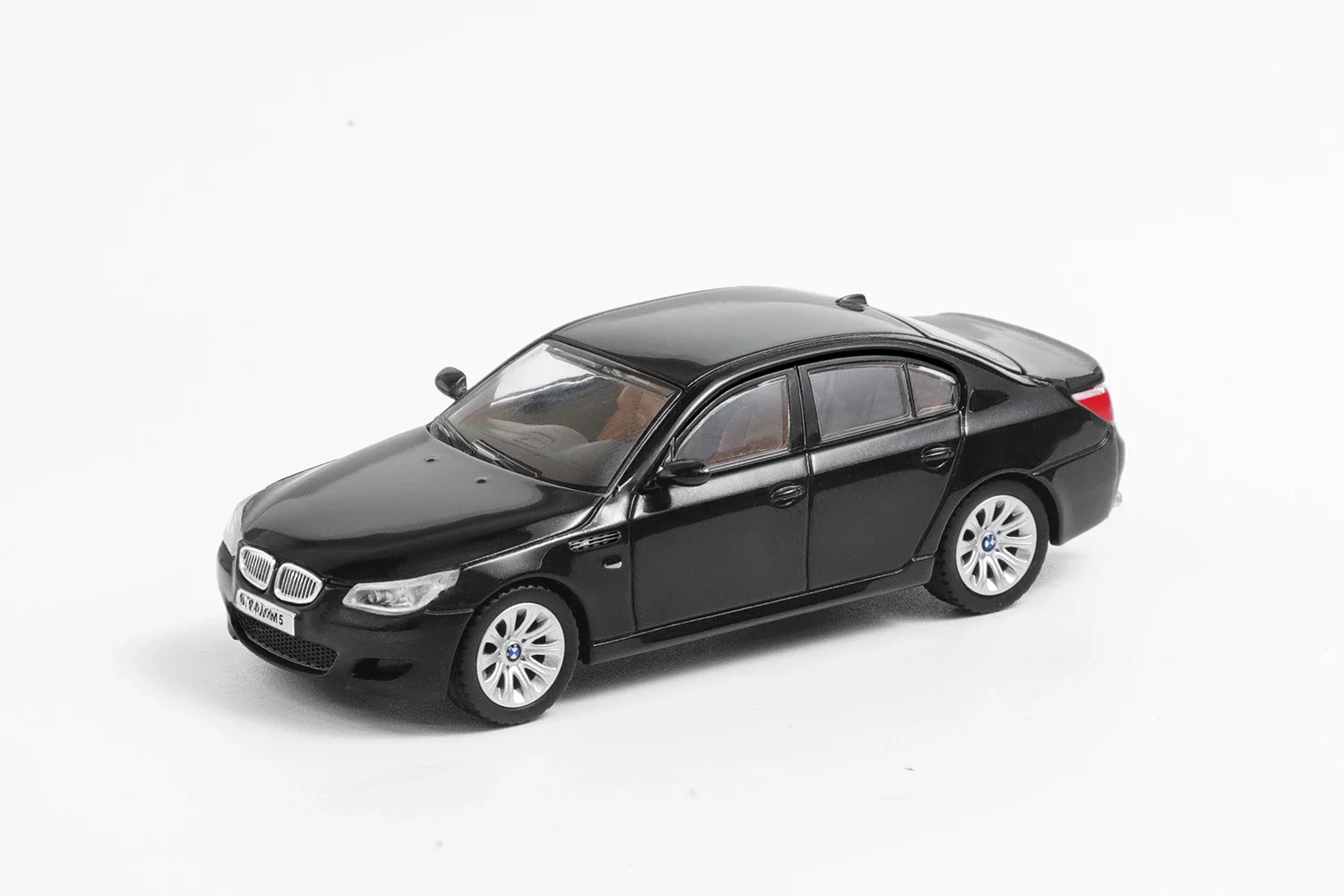 Литая под давлением модель автомобиля Shadow 1:64 M5(E60) ALL COLOR