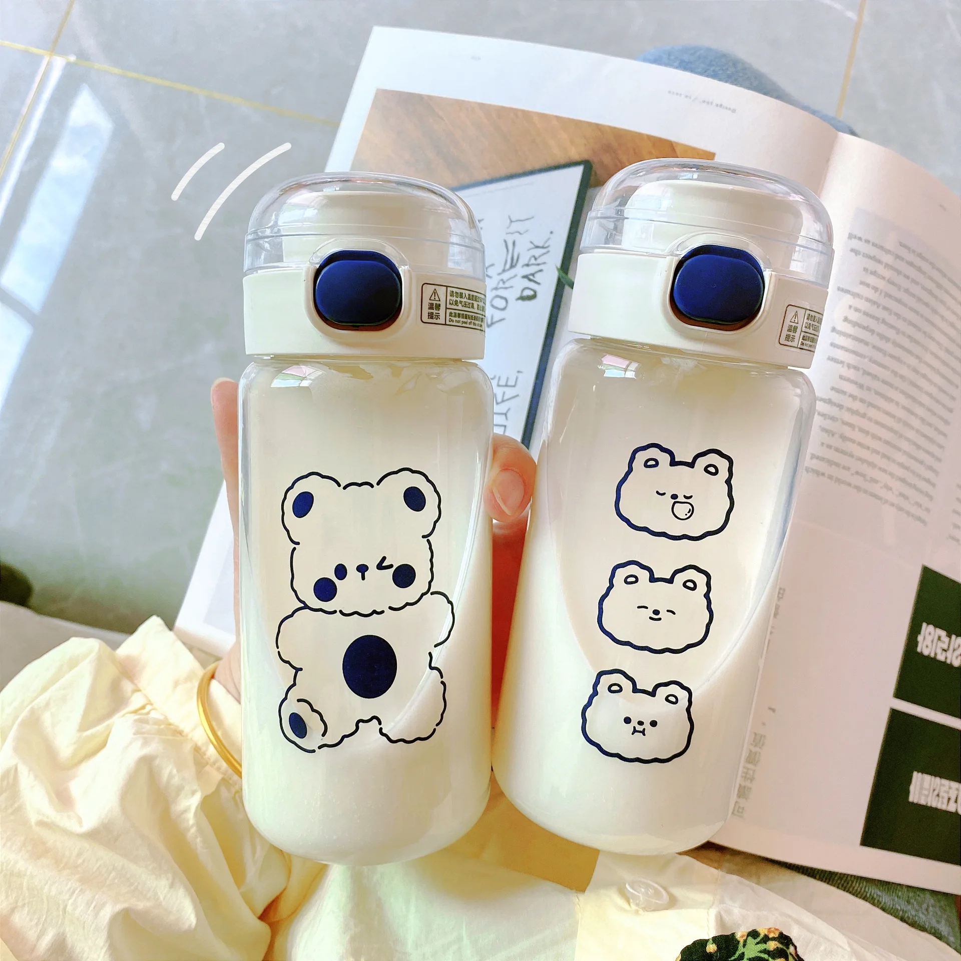 

450ML Portable Water Bottle for Drinking Milk Tea Coffee Cup Transparent Student Cute Bear Water Bottle Leak-proof Drinkware