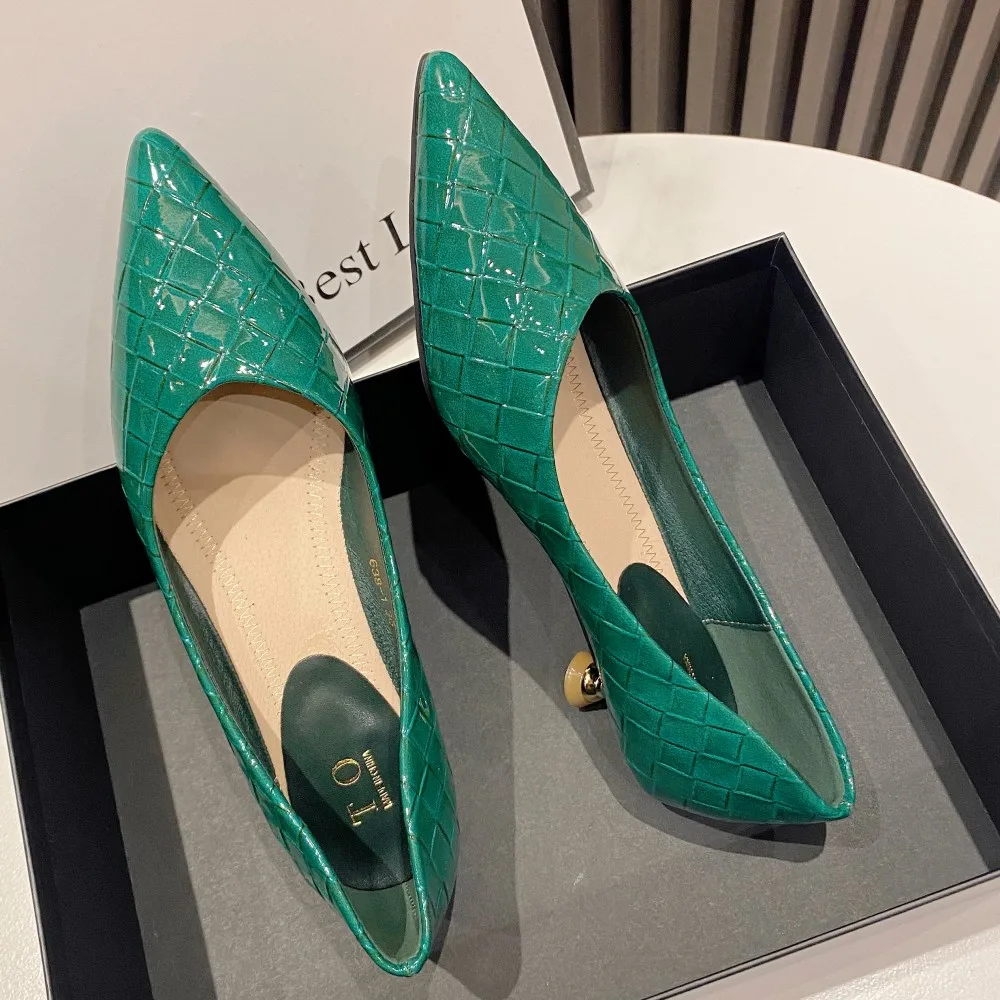 2022 New Weave Fashion Style Women Pumps Spring Summer Pointed Toe Thin Heels Office Ladies Casual Work Party Single Shoes Green