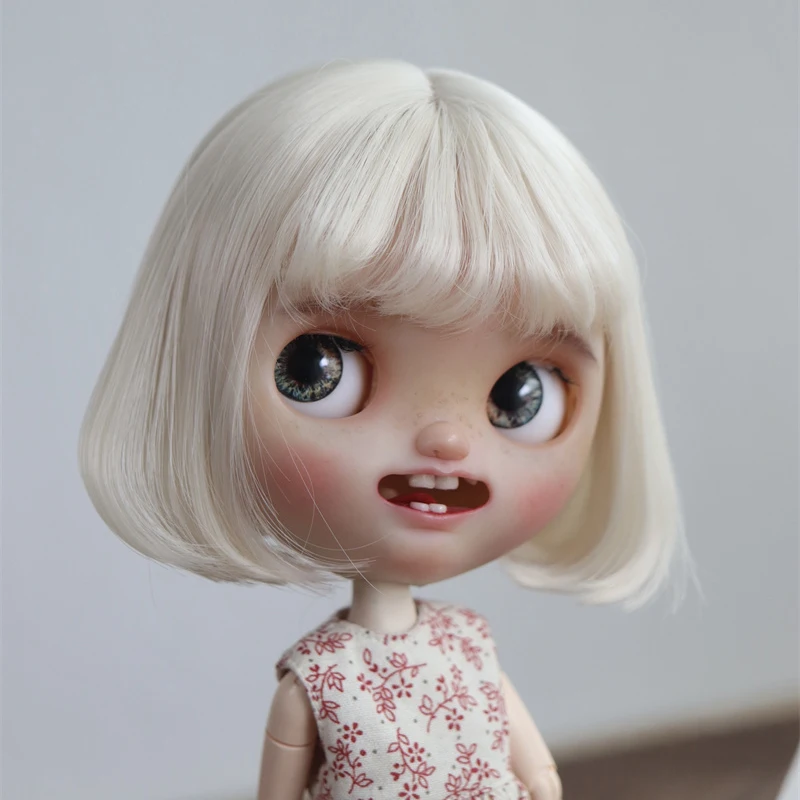 

BJD Doll Wig is Suitable For Blythe Size Doll Accessories Toy Tress Hair High Temperature Silk Hair Air Bangs bob Head