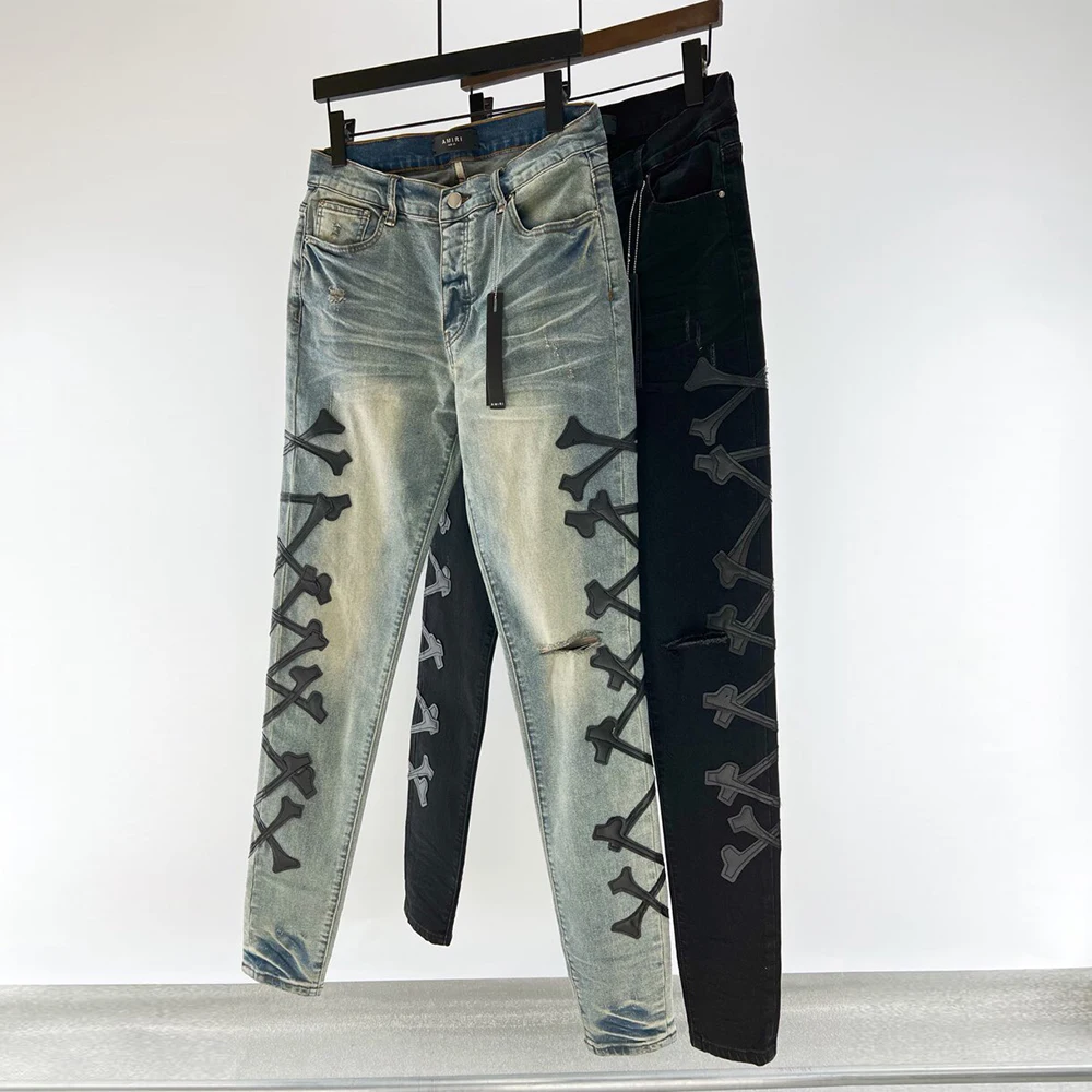 

Best Version 1:1 AMR Jeans Cow Ripped Holes Embroidered Slim Jeans Men High Street Fashion Brand Hip Hop Jeans Men Graphic Jean