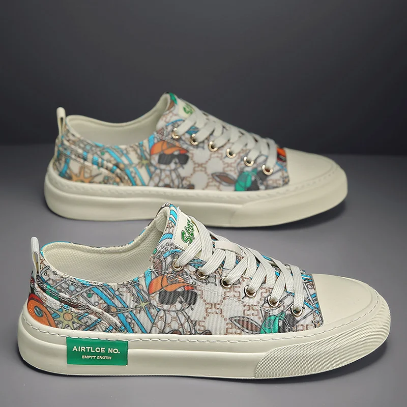 

Men's Canvas Niche Board Shoes Breathable Cartoon Sunglasses Bear Sneakers Causal Shoes