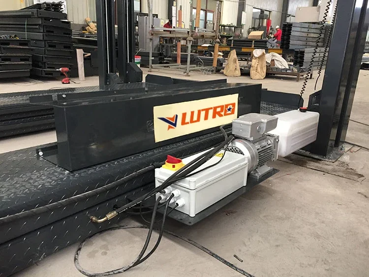 4-контактный тройной штабелерный подъемник Вертикальный парковочный для 3-х