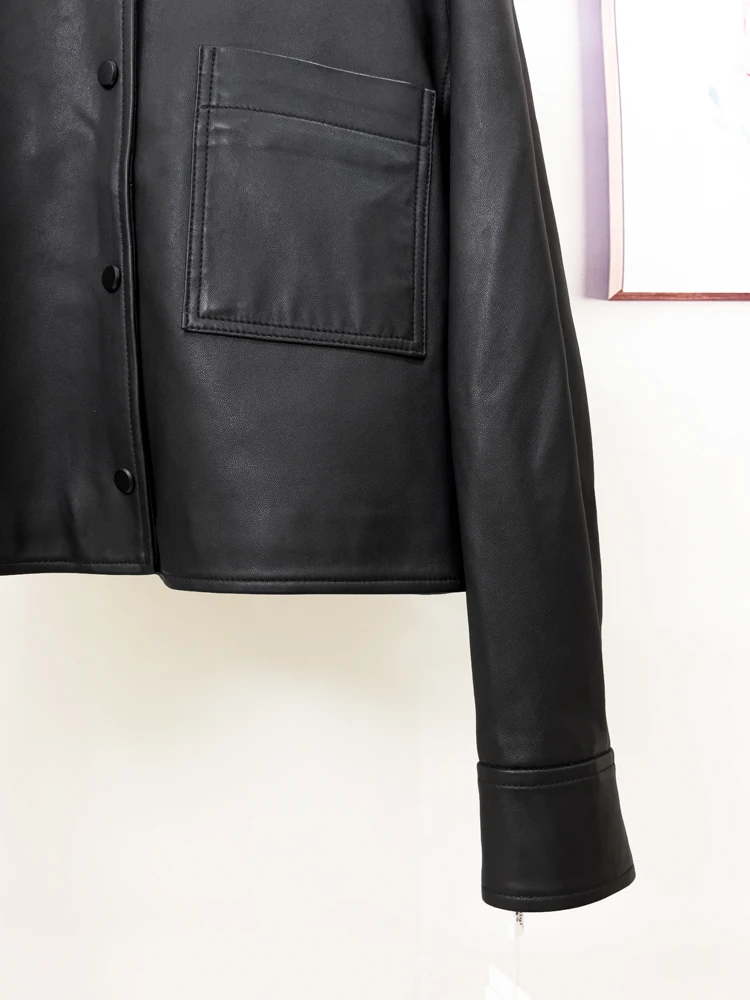 Рисунок 5 - Женская короткая куртка из овчины