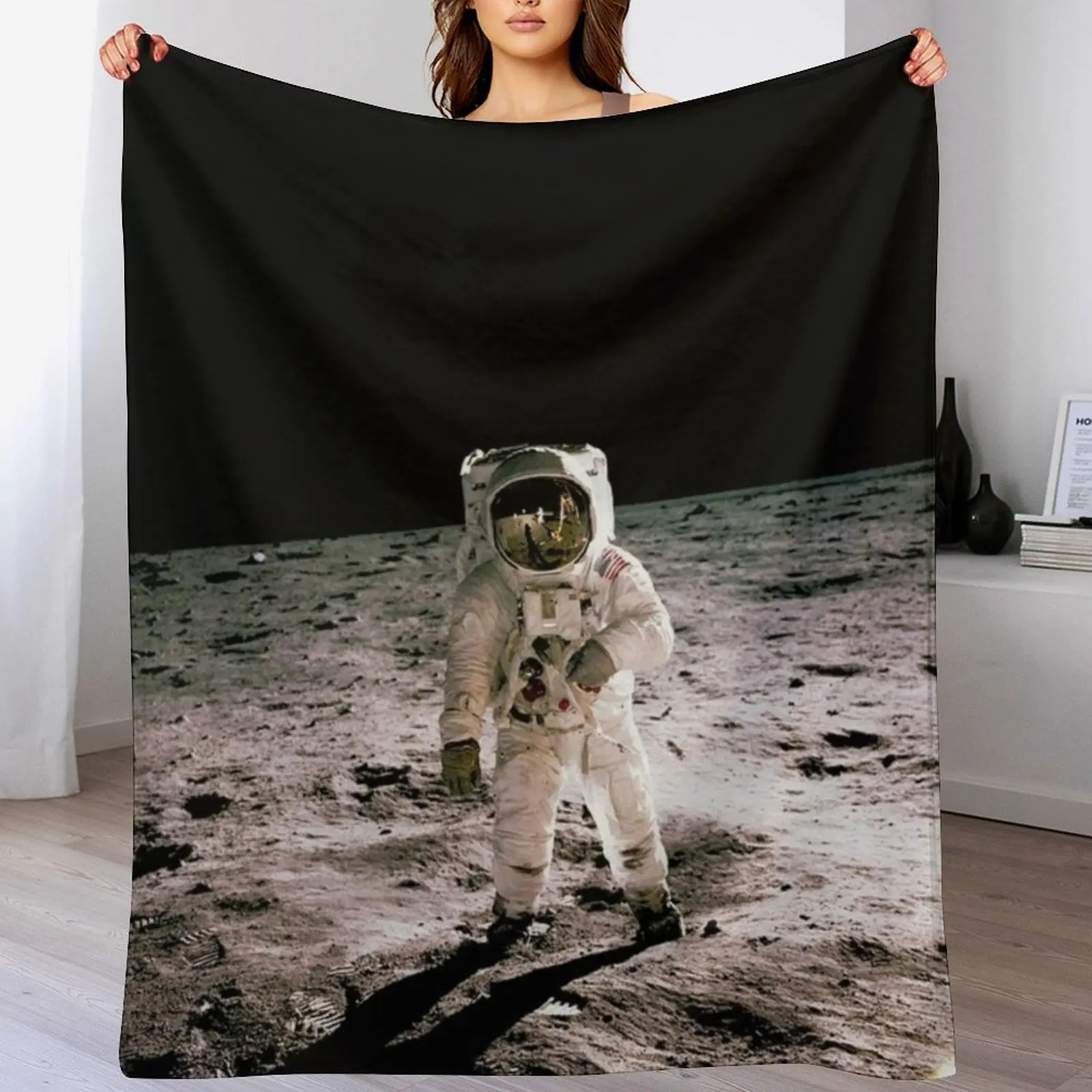 Одеяло Buzz Aldrin On The Moon дизайнерское индивидуальное подарочное очень большое