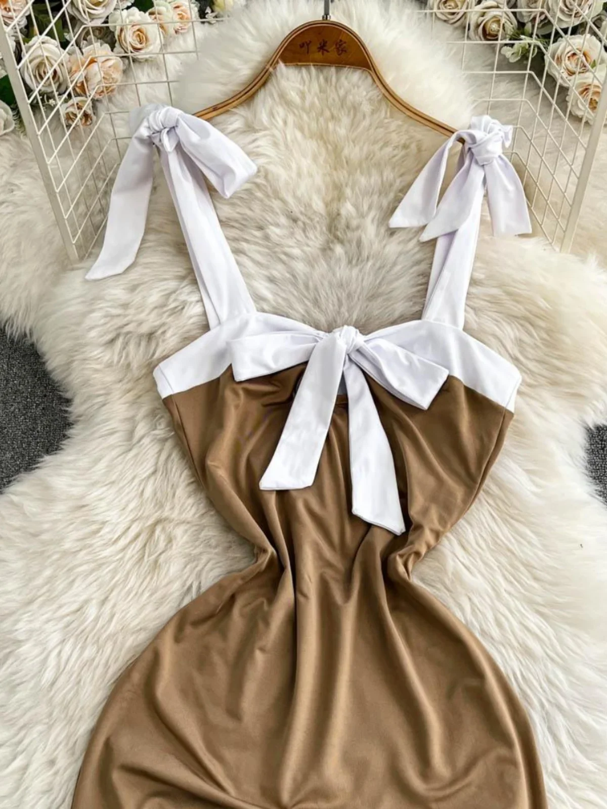 Foamlina сексуальное облегающее платье на подтяжках с бантом женское Offcie