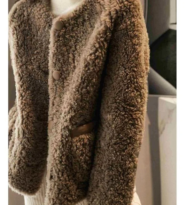 2022 New Fashion Luxury Winter Jacket Women Soft Lamb Wool Fur Coat Knitting Wool Turn-down Collar Thick Warm Outerwear Brand