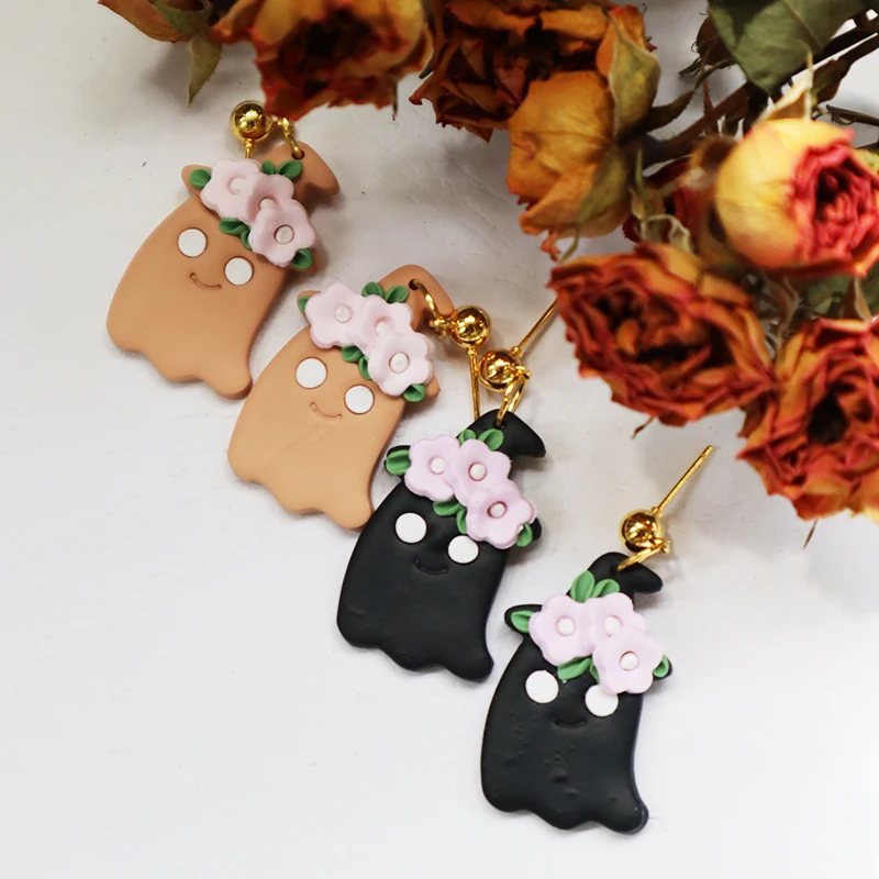 

Halloween Ghost Earrings for Women Polymer Clay Ghost Pumpkin Dangle Earrings Flowers Pendant Dangle Earring Jewelry Accessory