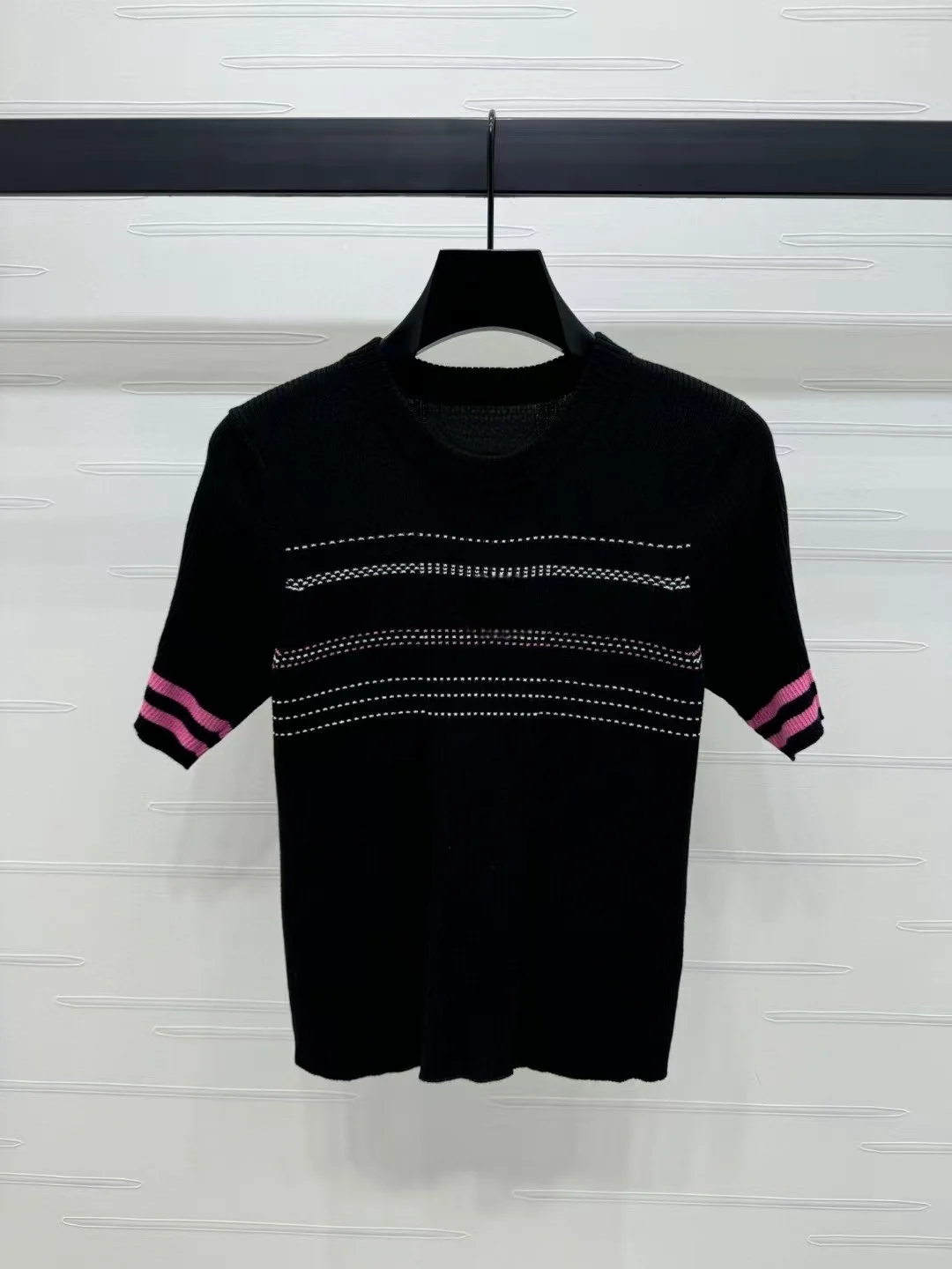 Женские трикотажные короткие рукава с вышивкой по индивидуальному заказу