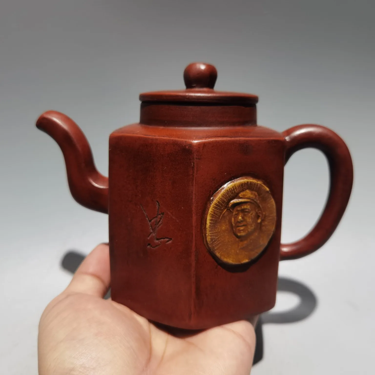 

7" Chinese Yixing Zisha Pottery hexagonal pot Cultural Revolution kettle teapot flagon red mud Ornaments Gather fortune