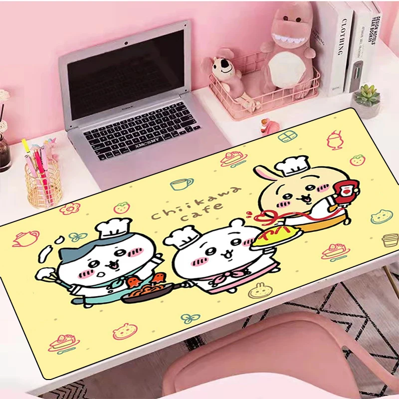 

Симпатичный коврик для мыши Chiikawa, большой коврик для клавиатуры с аниме, нескользящий Настольный ПК, офисные аксессуары, расширенный игрово...