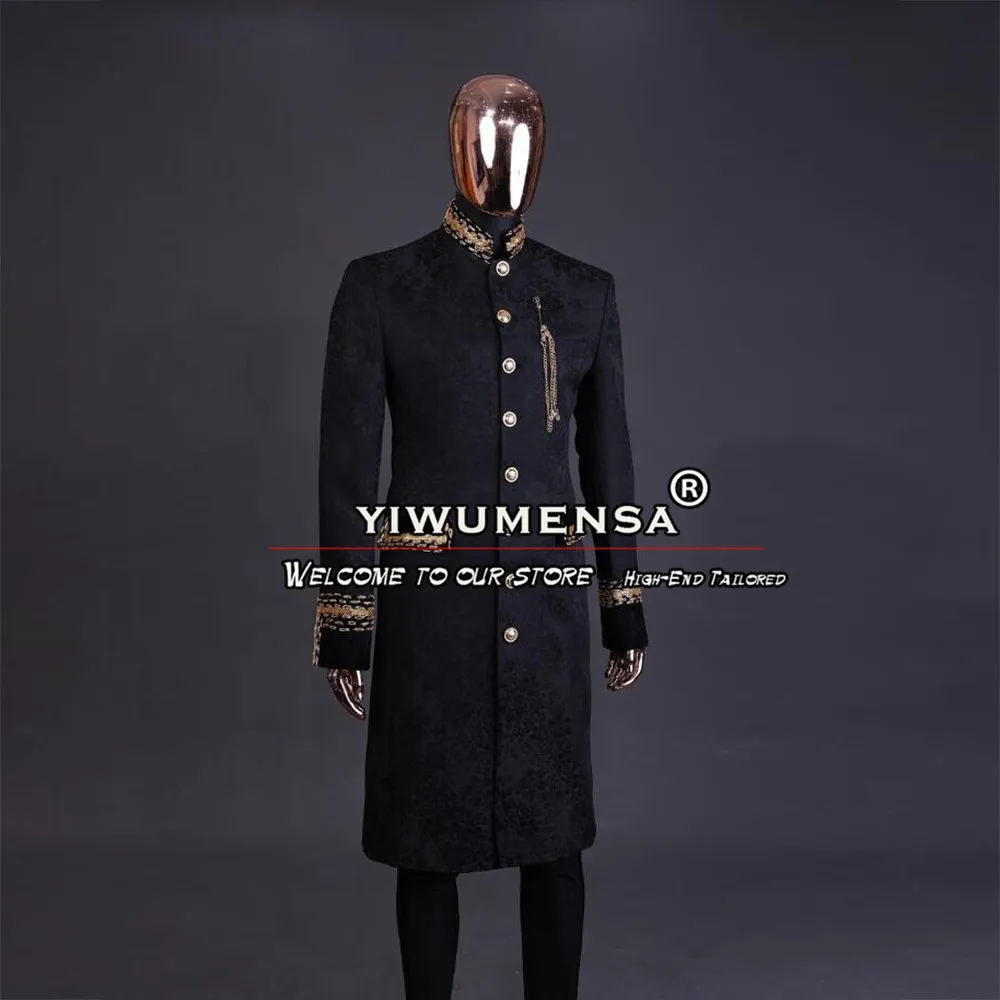 Женское шерстяное пальто однобортное длинное с золотыми бусинами