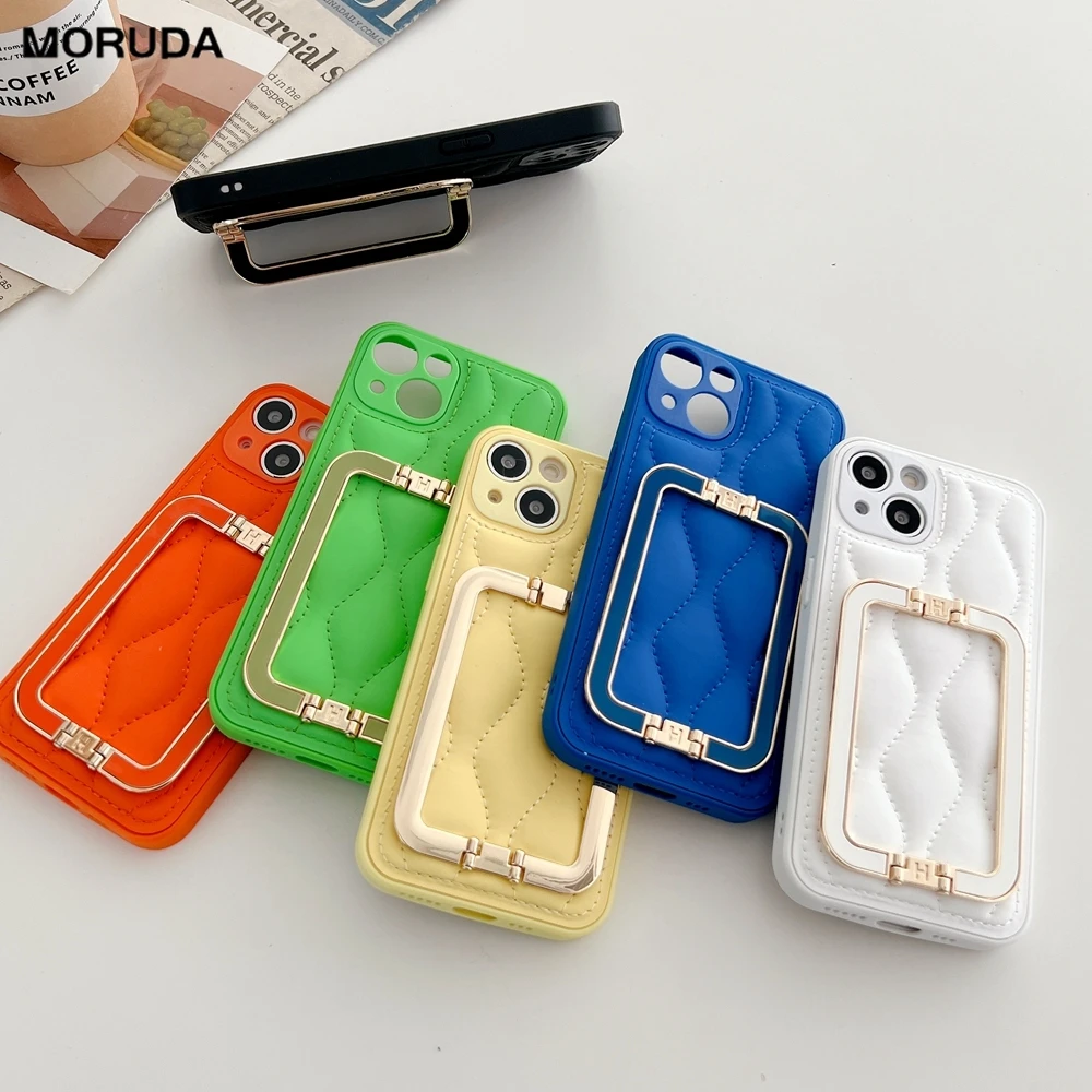 

Wave Pattern Leather Metal Wristband Bracket Phone Case For iPhone 13 12 Pro Max 11 Pro Xs Max iPhone Xr X Stand Holder Cover
