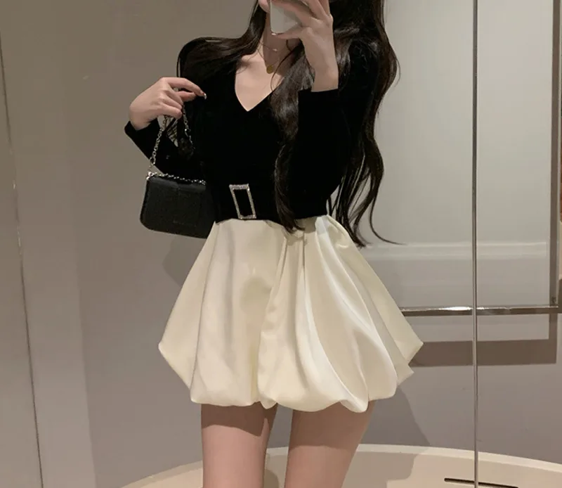 

Women Dress Autumn Winter New V-neck Design Sense Of Waist Closing Splicing Short Skirt Women's Long Sleeved Dress Nuyoah