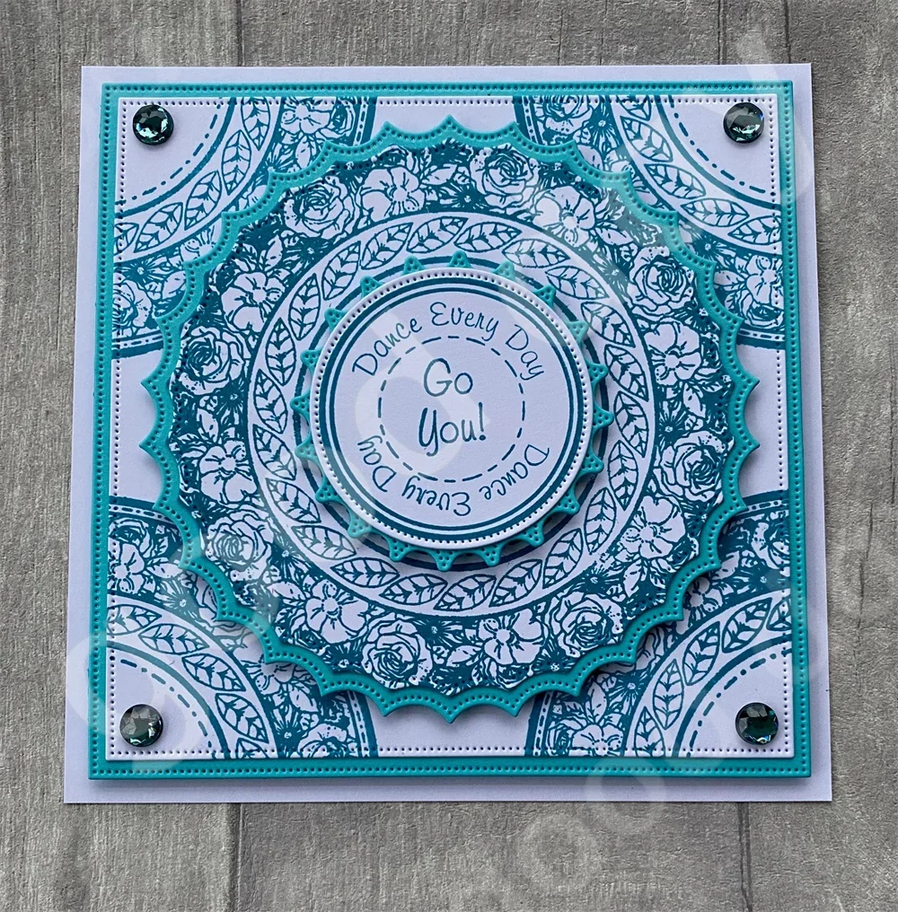 Металлические штампы и с цветочной каймой для DIY скрапбукинга праздничные