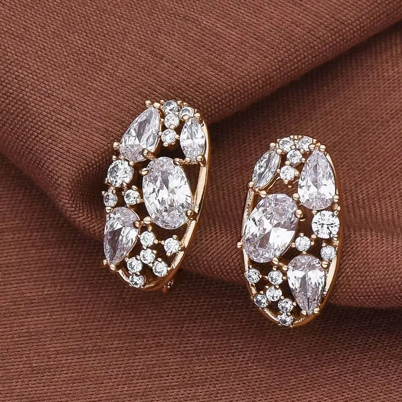 

Dckazz Luxurious Cutout Zircon Crystal Earrings Summernew Fashion 585 Rose Gold Color Eardrop for Woman Wedding Jewelry